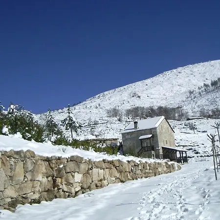 Casa de Férias Quinta De Cabrum Alvoco da Serra